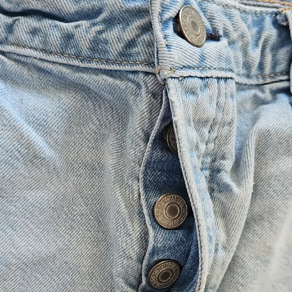 Abercrombie & Fitch Light Blue Distressed Jean Shorts - Picture 4 of 5